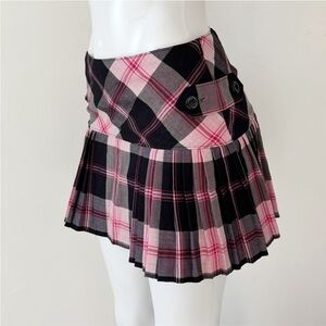 No Boundaries Pink & Black Plaid Pleated Skirt – Juniors Size 3